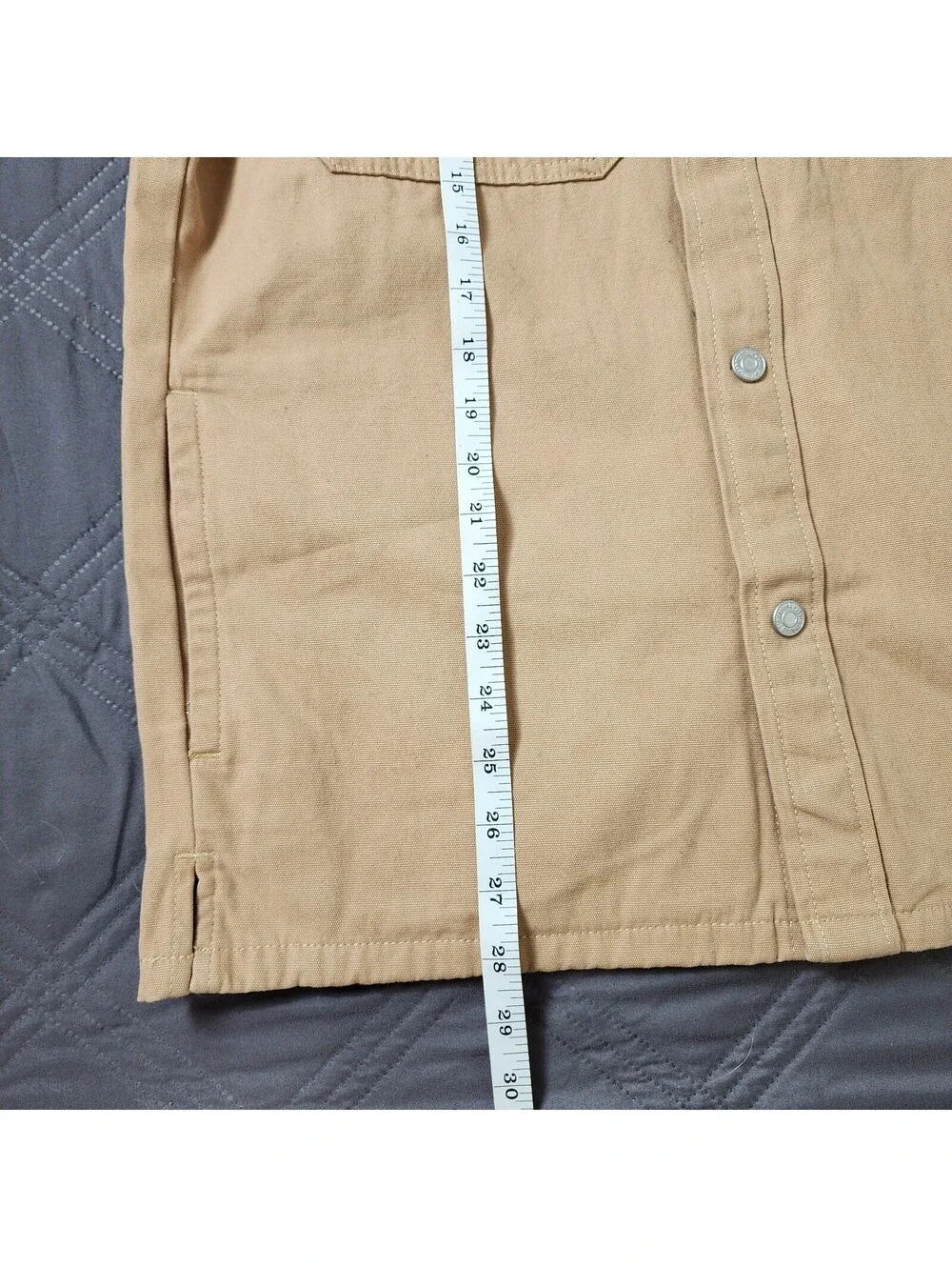 Levis listing details